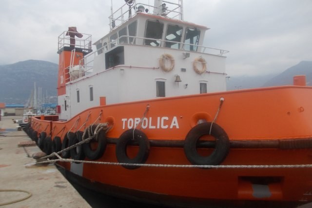 Tug ASD Topolica in the Port of Bar